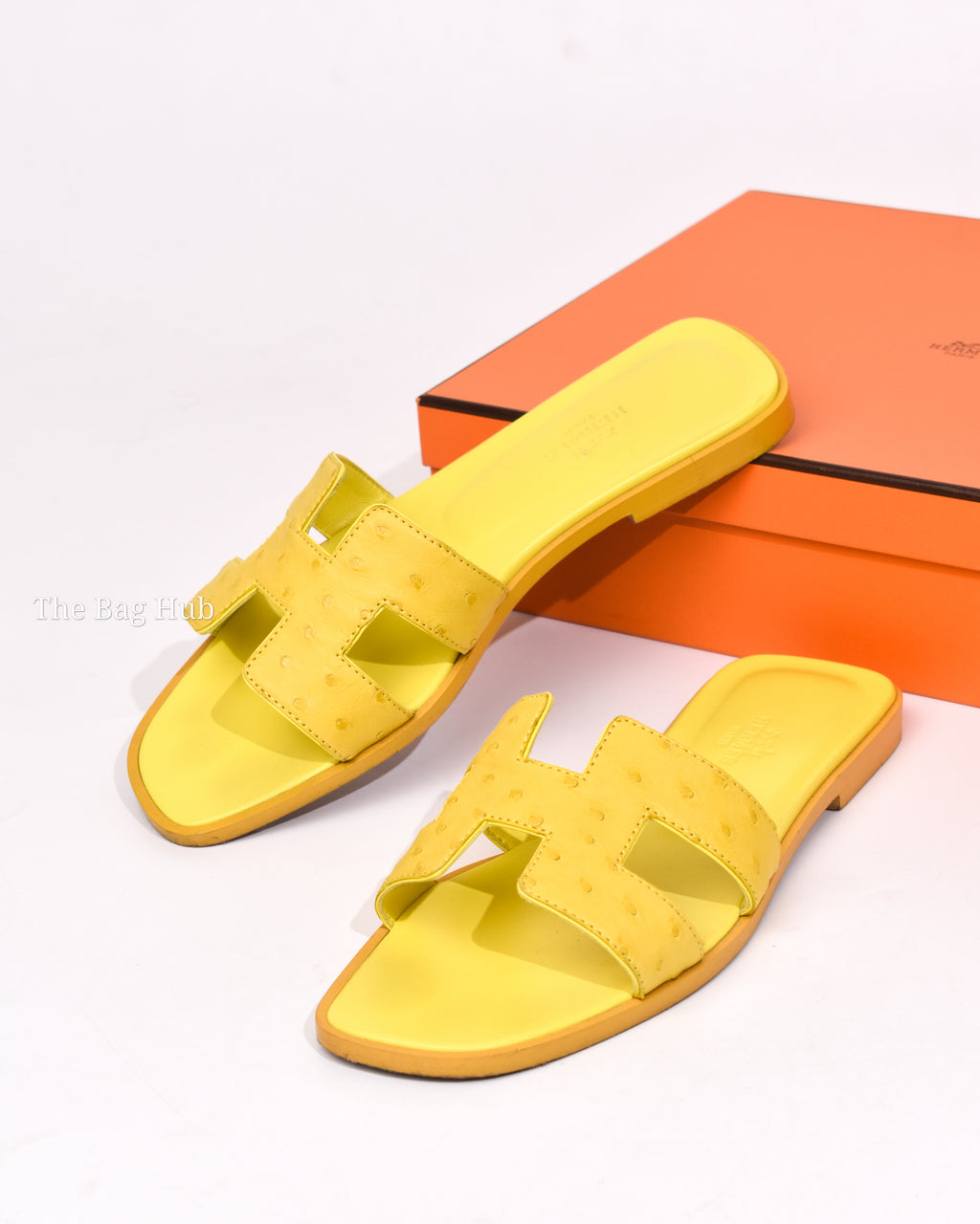 Hermes Jaune Curcuma Ostrich Oran Sandals Size 37-1