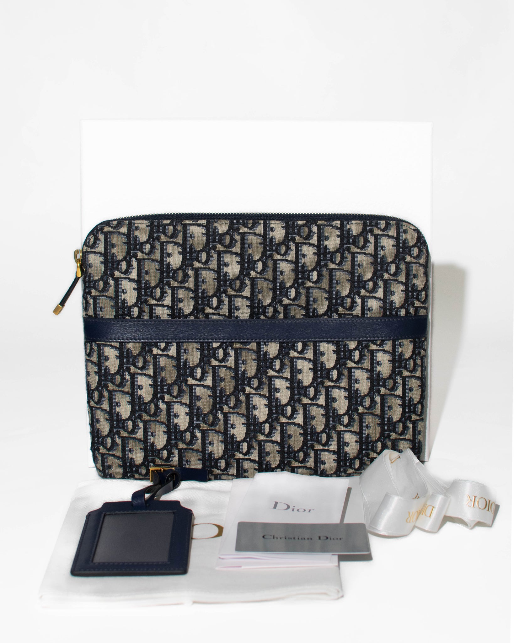 Dior Blue Oblique Embroidery Diortravel Travel Kit Pouch-12