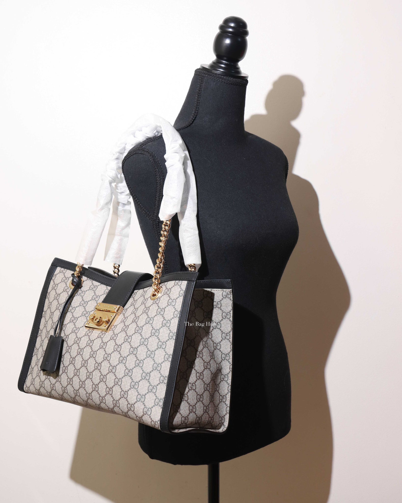 Gucci Beige Ebony/Black GG Supreme Canvas Medium Padlock Chain Tote Bag-11