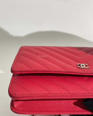 Chanel Red Caviar Chevron Classic WOC GHW-15