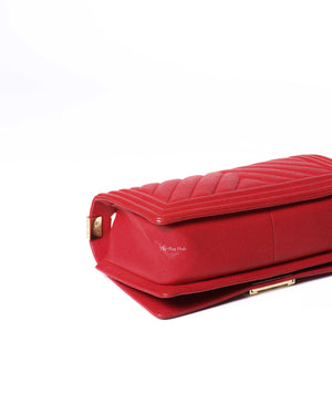 Chanel Red Chevron Caviar Old Medium Le Boy GHW