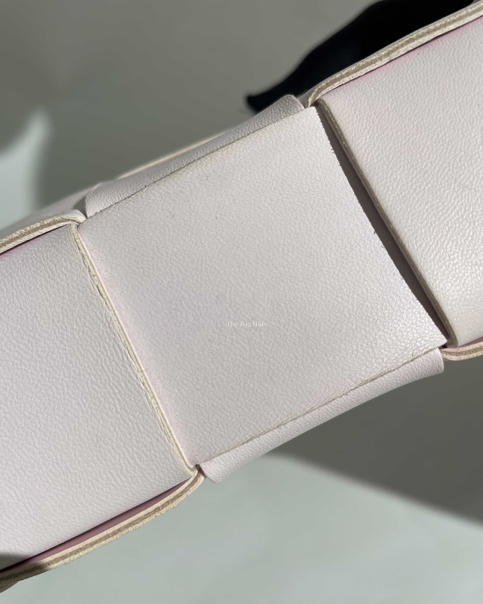 Bottega Veneta Light Pink Intrecciato Leather Medium Cassette Shoulder Bag