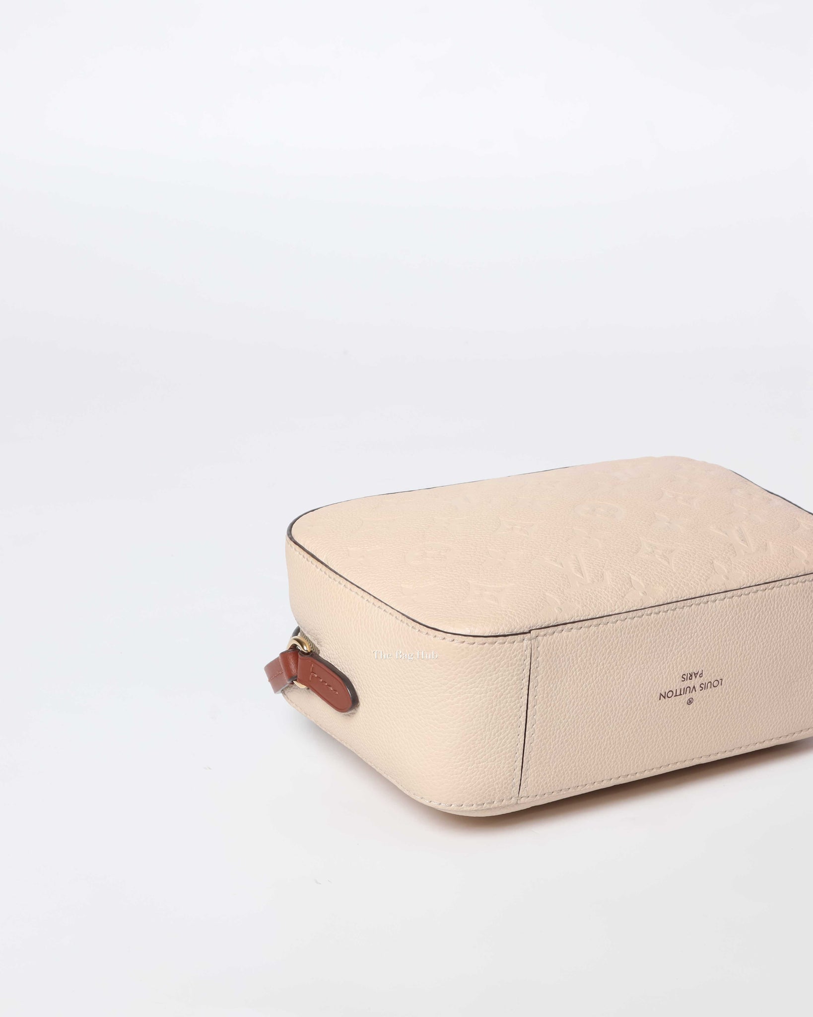 Louis Vuitton Cream Monogram Empreinte Saintonge Bag, Designer Brand, Authentic Louis Vuitton