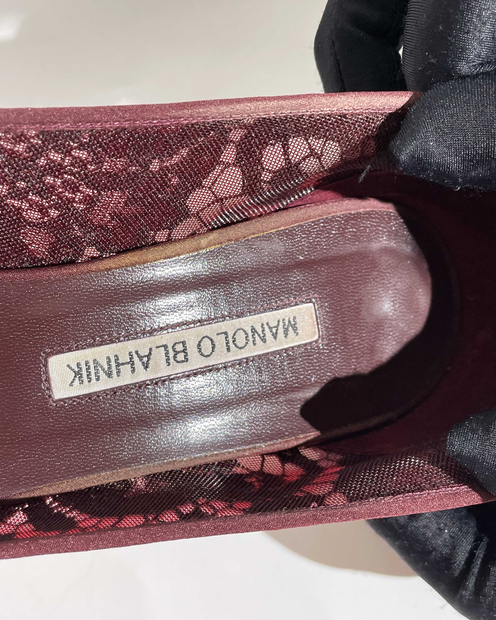 Manolo Blahnik Maroon Hangisi Lace 50 Jewel Buckle Pumps Size 38.5