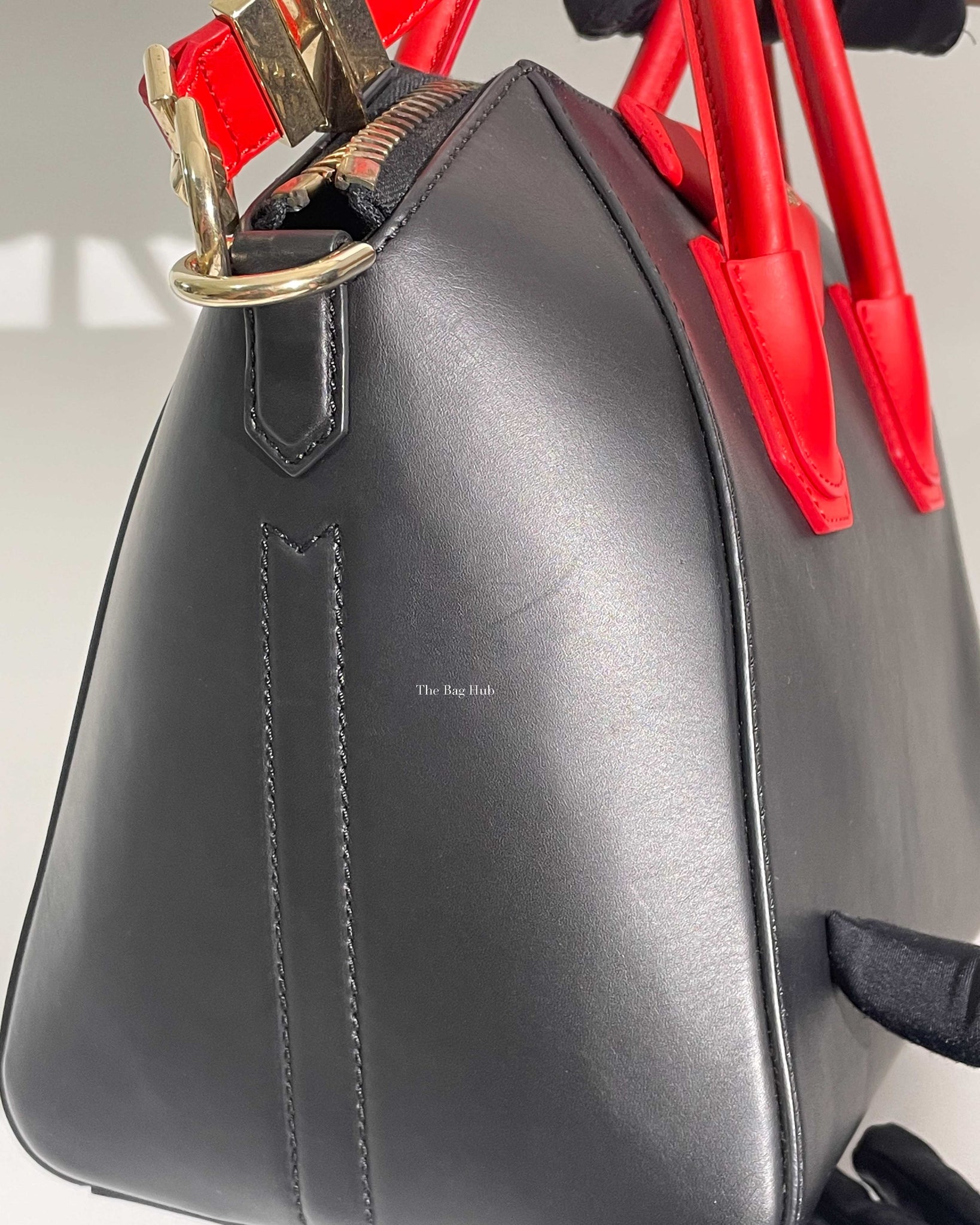 Givenchy Black/Red Small Antigona Bag GHW