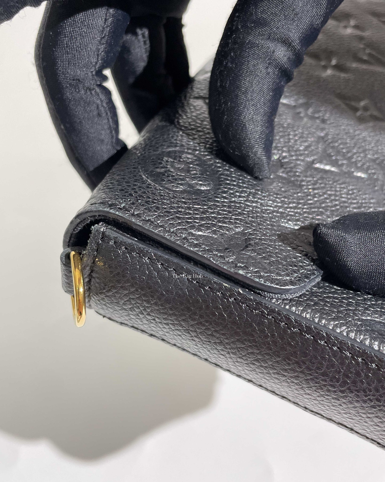 Louis Vuitton Noir Monogram Empreinte Felicie Pochette, Designer Brand, Authentic Louis Vuitton