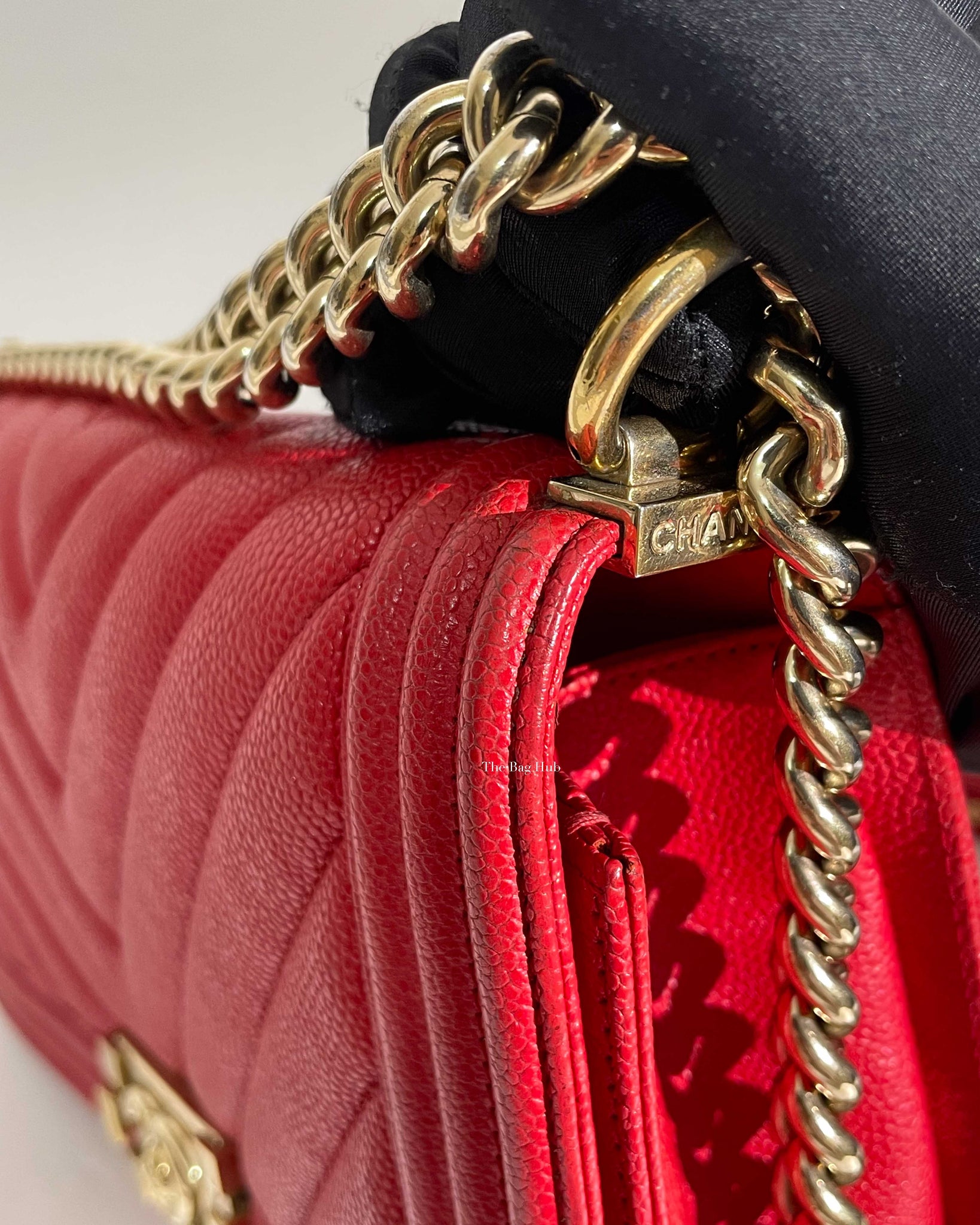 Chanel Red Chevron Caviar Old Medium Le Boy GHW