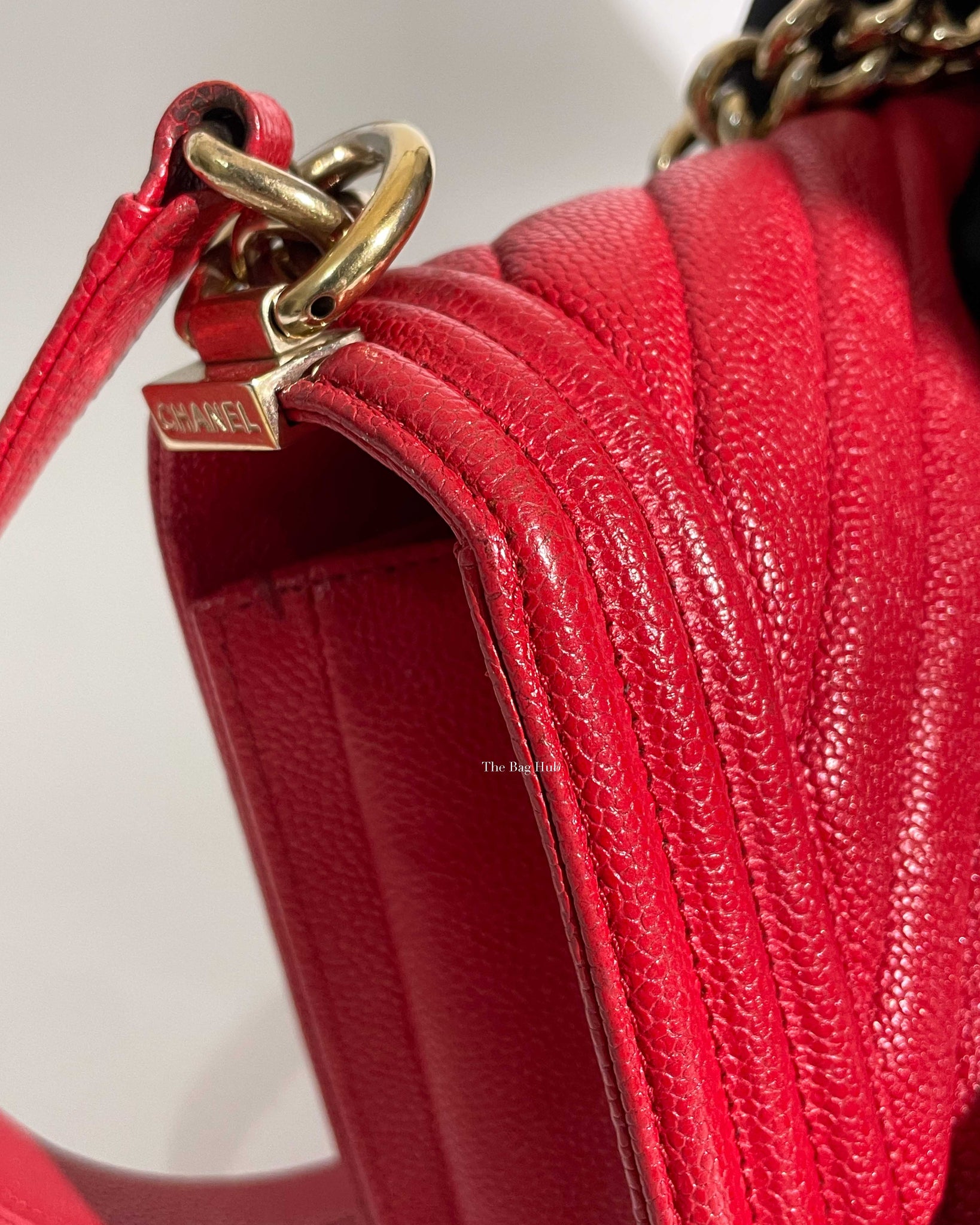 Chanel Red Chevron Caviar Old Medium Le Boy GHW