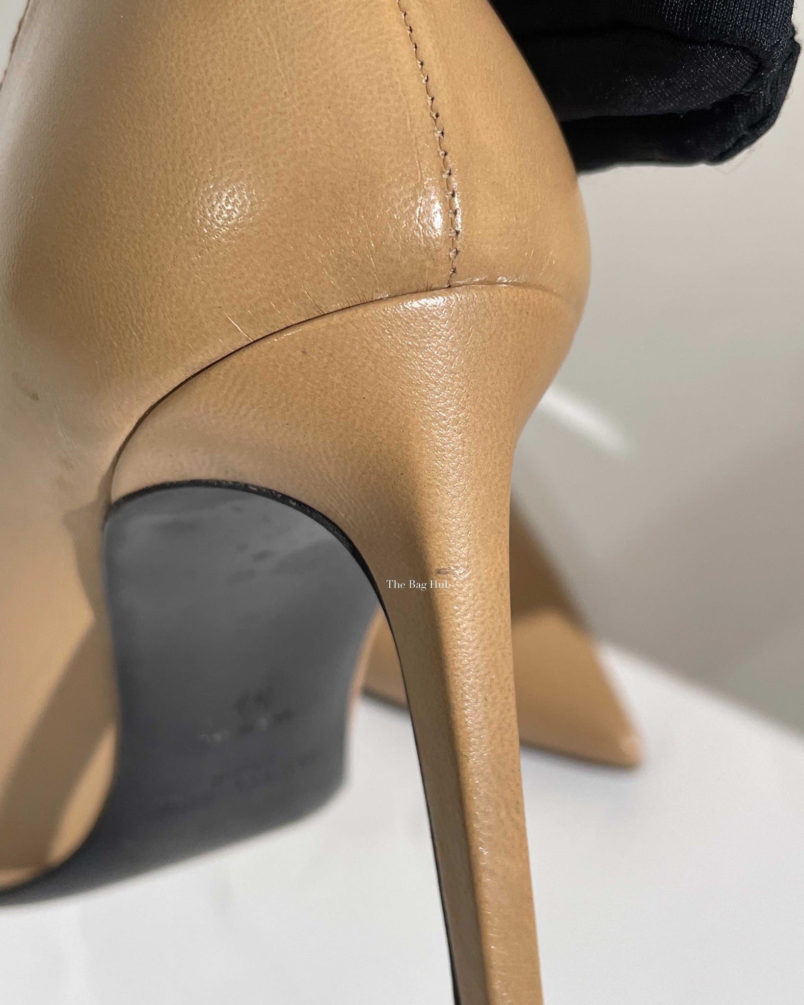 Saint Laurent Nude Leather Paris Pumps Size 37