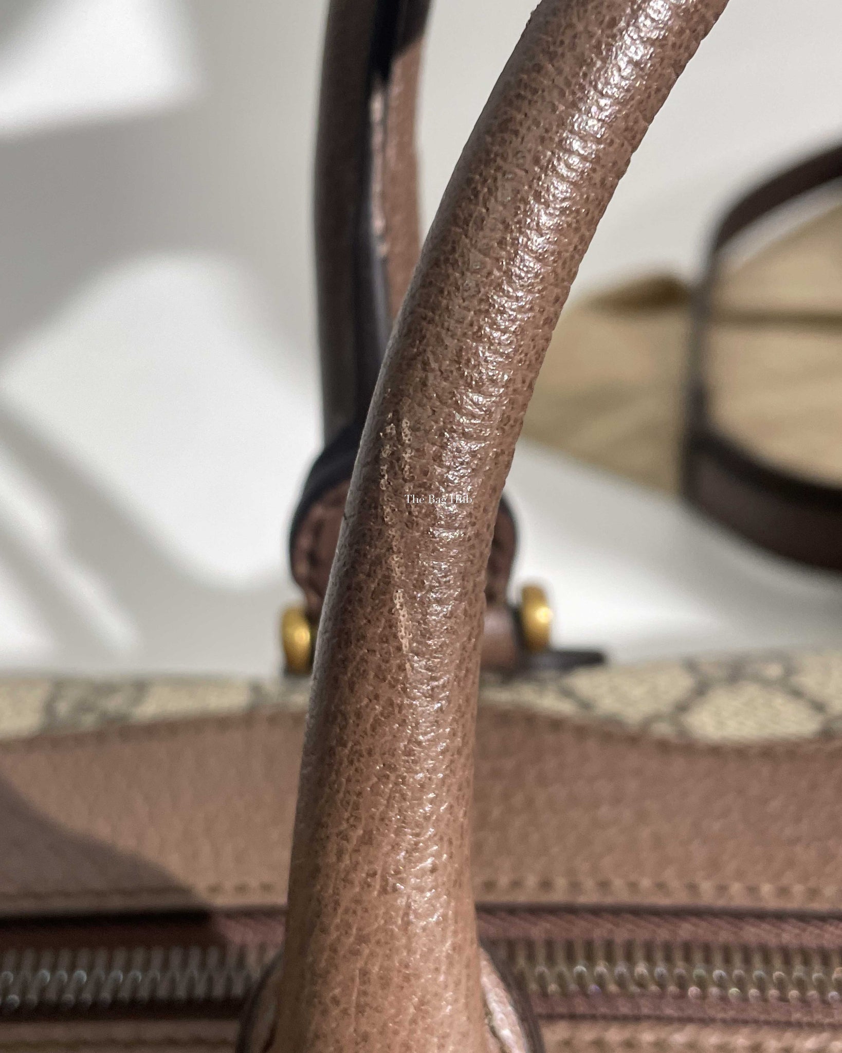 Gucci Brown GG Supreme Medium Duffle Bag