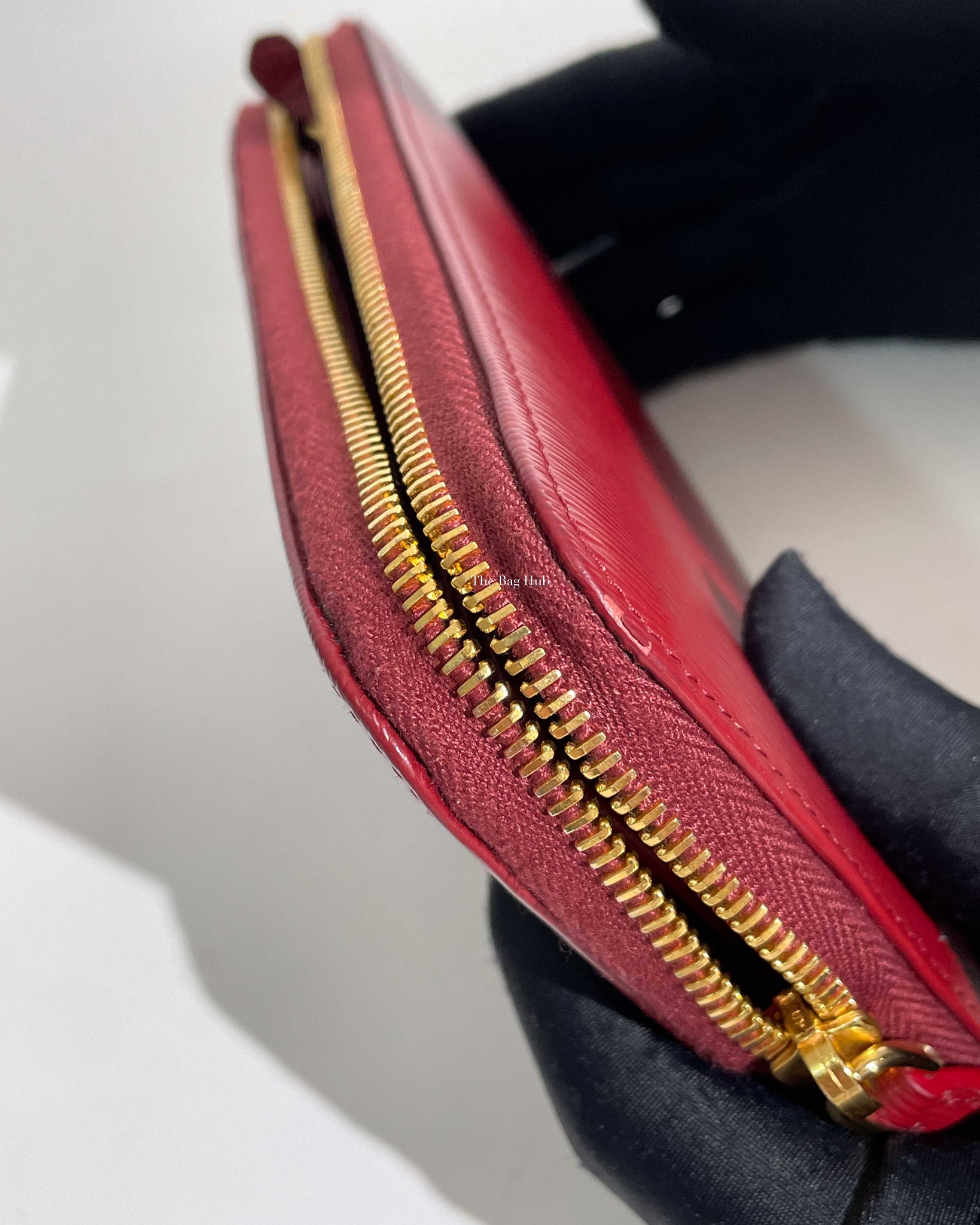 Prada Rubino Vitello Move Zipped Around Wallet 1ML506