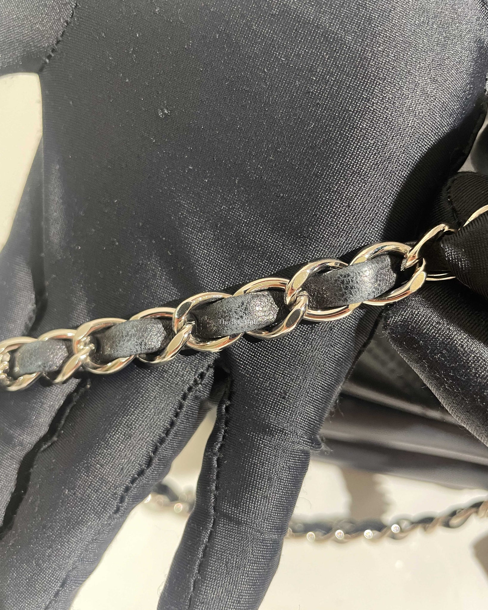 Chanel Black Chevron Medium Double Stitch Flap Bag SHW-16