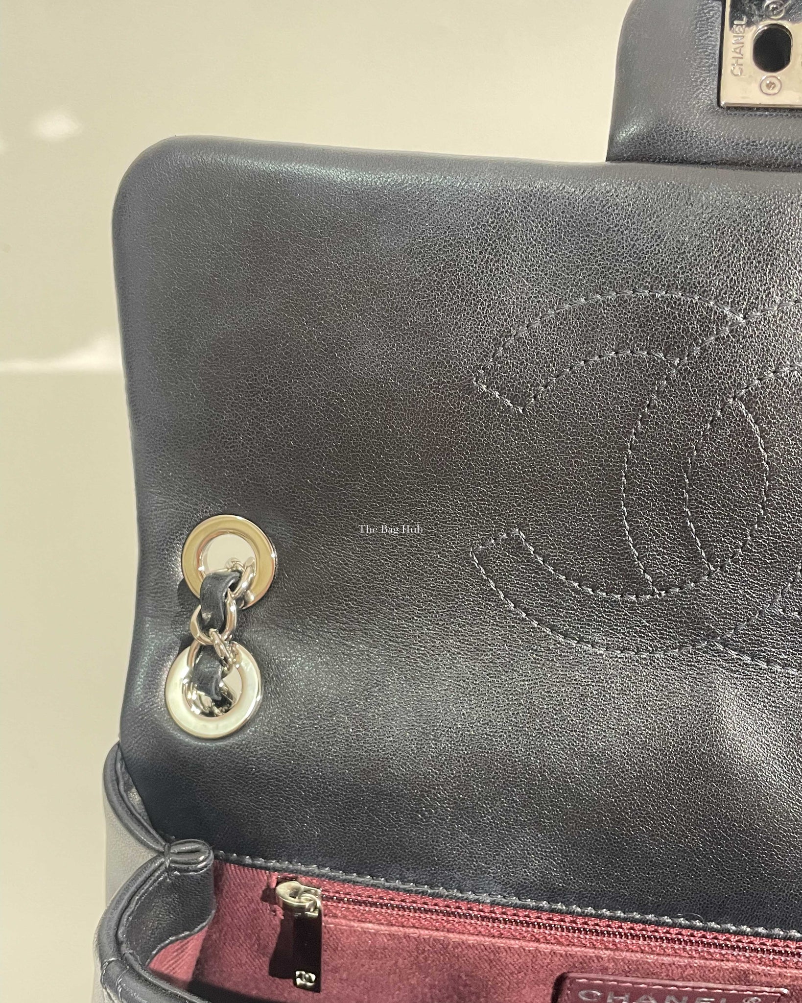 Chanel Black Chevron Medium Double Stitch Flap Bag SHW-25