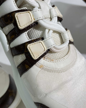 Louis Vuitton White/Monogram Canvas Archlight Lace Up Sneakers Size 42