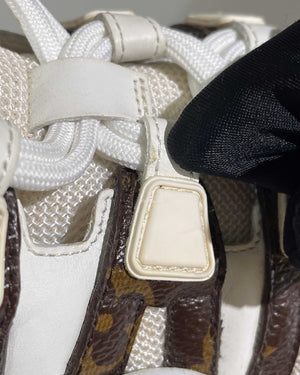 Louis Vuitton White/Monogram Canvas Archlight Lace Up Sneakers Size 42