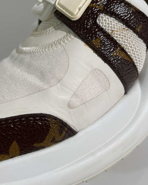 Louis Vuitton White/Monogram Canvas Archlight Lace Up Sneakers Size 42