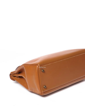 Hermes Gold Epsom Vintage Kelly 32 Bag GHW - 9