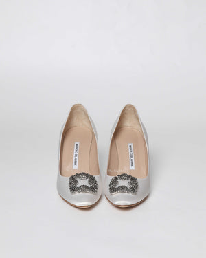 Manolo Blahnik White Satin Jewel Buckle Hangisi Pumps Size 39