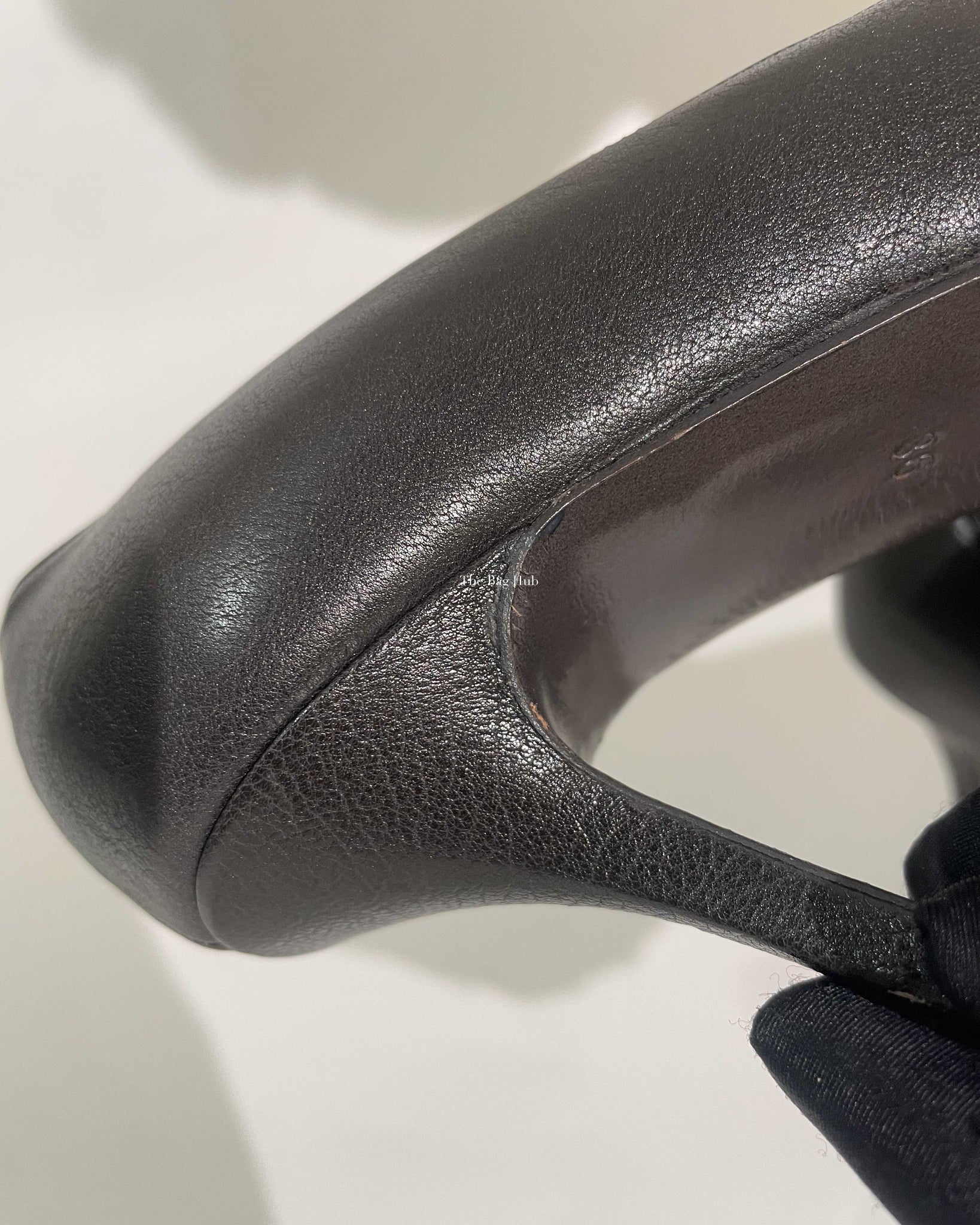 Saint Laurent Dark Grey Leather Tribtoo Pumps Size 36