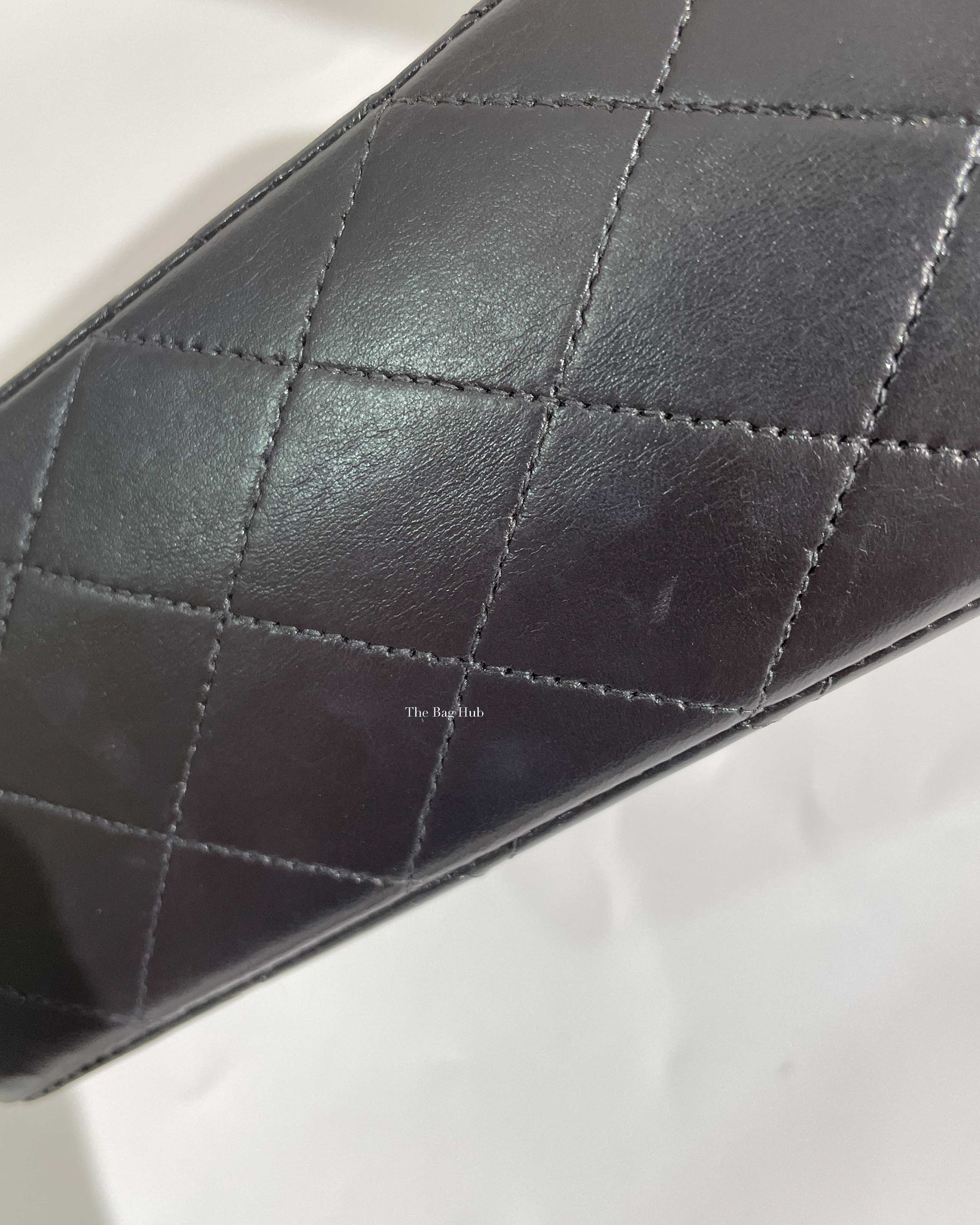Chanel Black Lambskin Vintage Classic Medium Double Flap Bag GHW