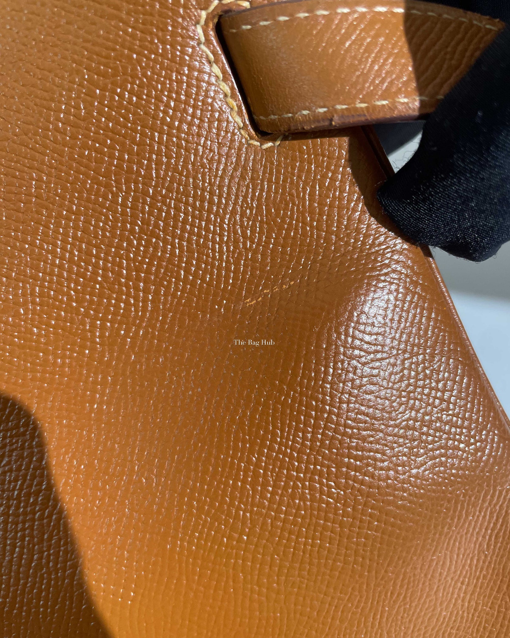 Hermes Gold Epsom Vintage Kelly 32 Bag GHW - 16
