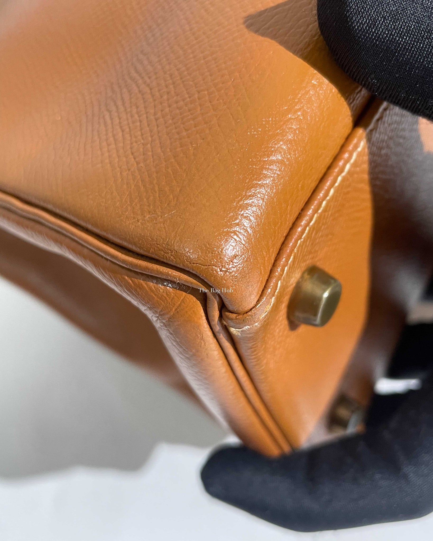 Hermes Gold Epsom Vintage Kelly 32 Bag GHW - 21