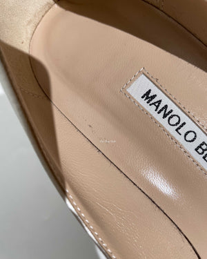 Manolo Blahnik White Satin Jewel Buckle Hangisi Pumps Size 39
