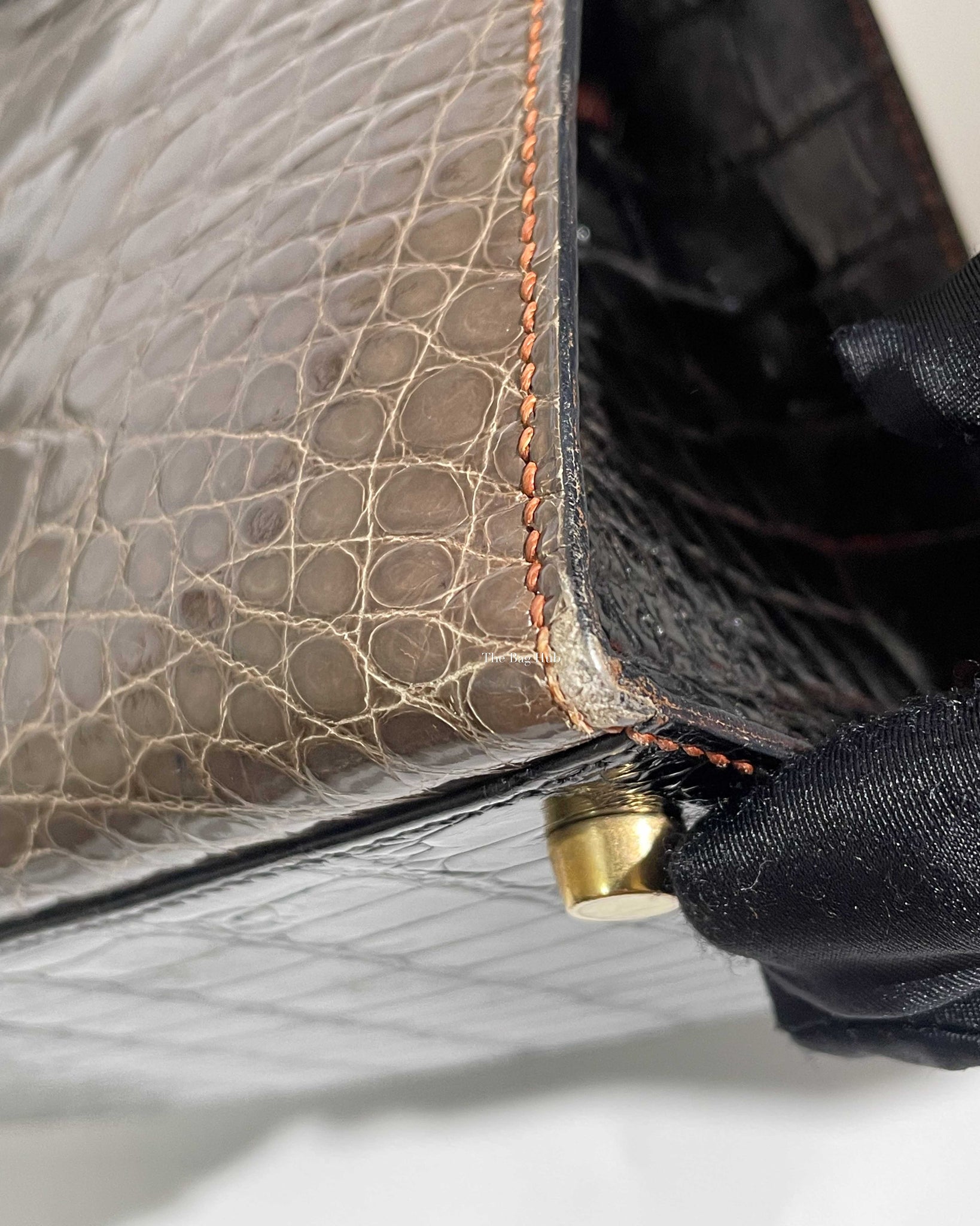 Hermes Vintage Tricolor Crocodile Kelly 28 GHW - 17