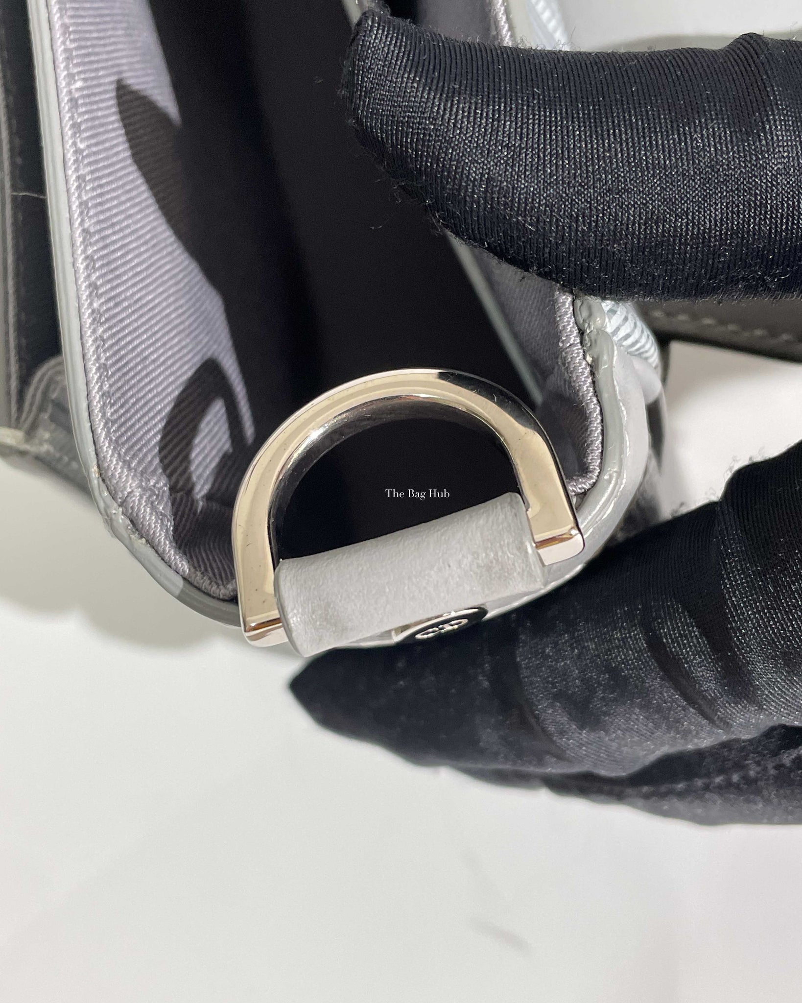 Christian Dior Gray CD Diamond Canvas Hit The Road With Strap Men's Bag - 18