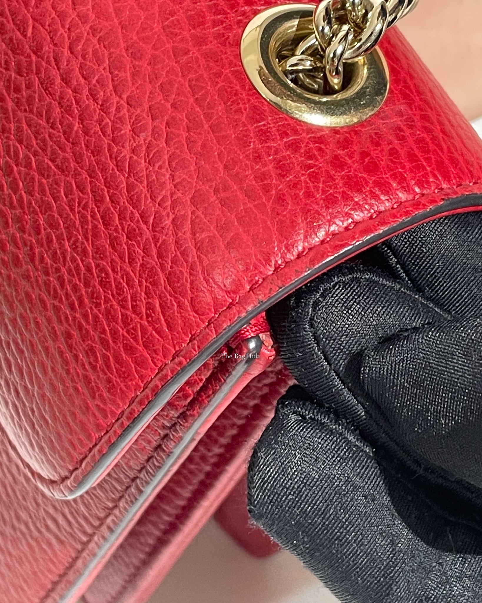 Gucci Red Leather Small Dollar Interlocking Chain Crossbody Bag-17