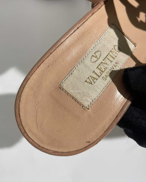 Valentino Garavani Beige Grained Calfskin Rockstud Caged Pumps 100MM Size 39-18