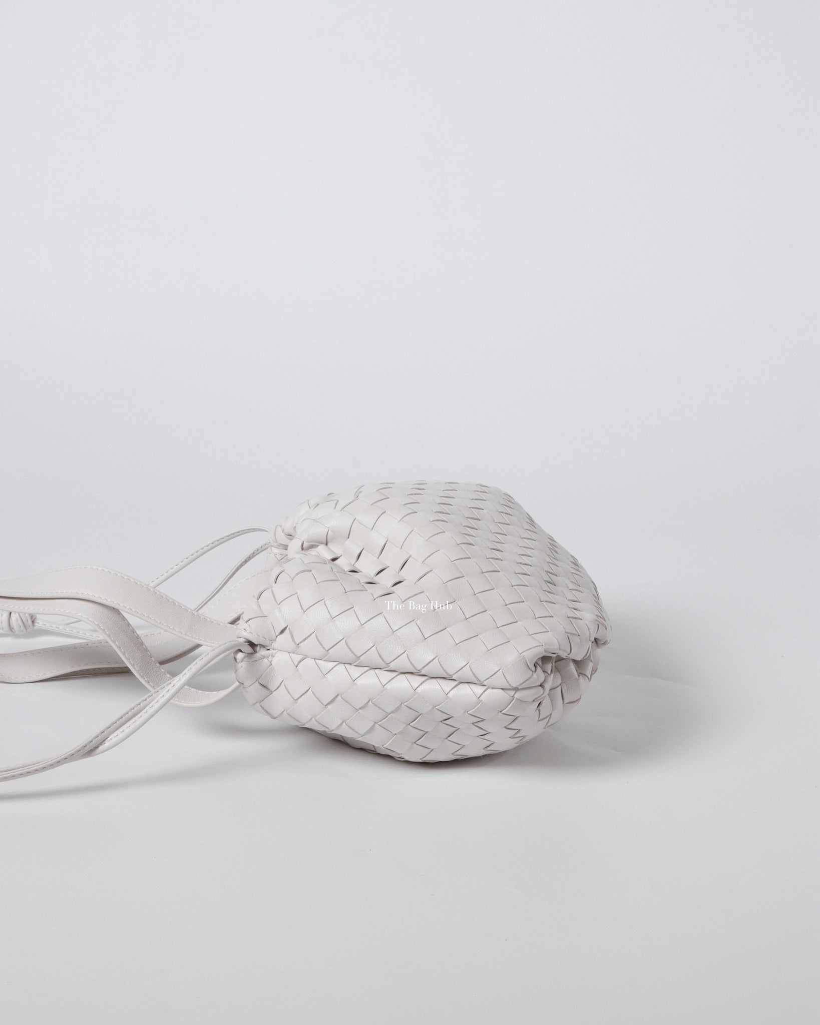 Bottega Veneta White Intrecciato Small Bulb Bag