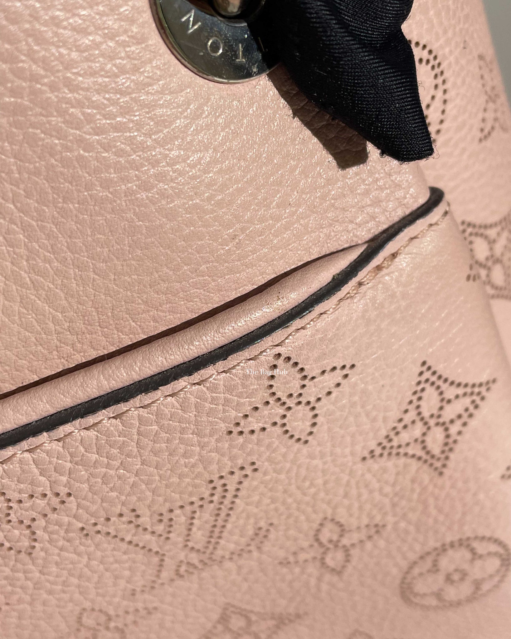 Louis Vuitton Pink Mahina Leather Sevres Bag-20