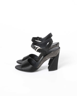 Salvatore Ferragamo Nero Fabric Aede Swarovski Sandals Size 36.5