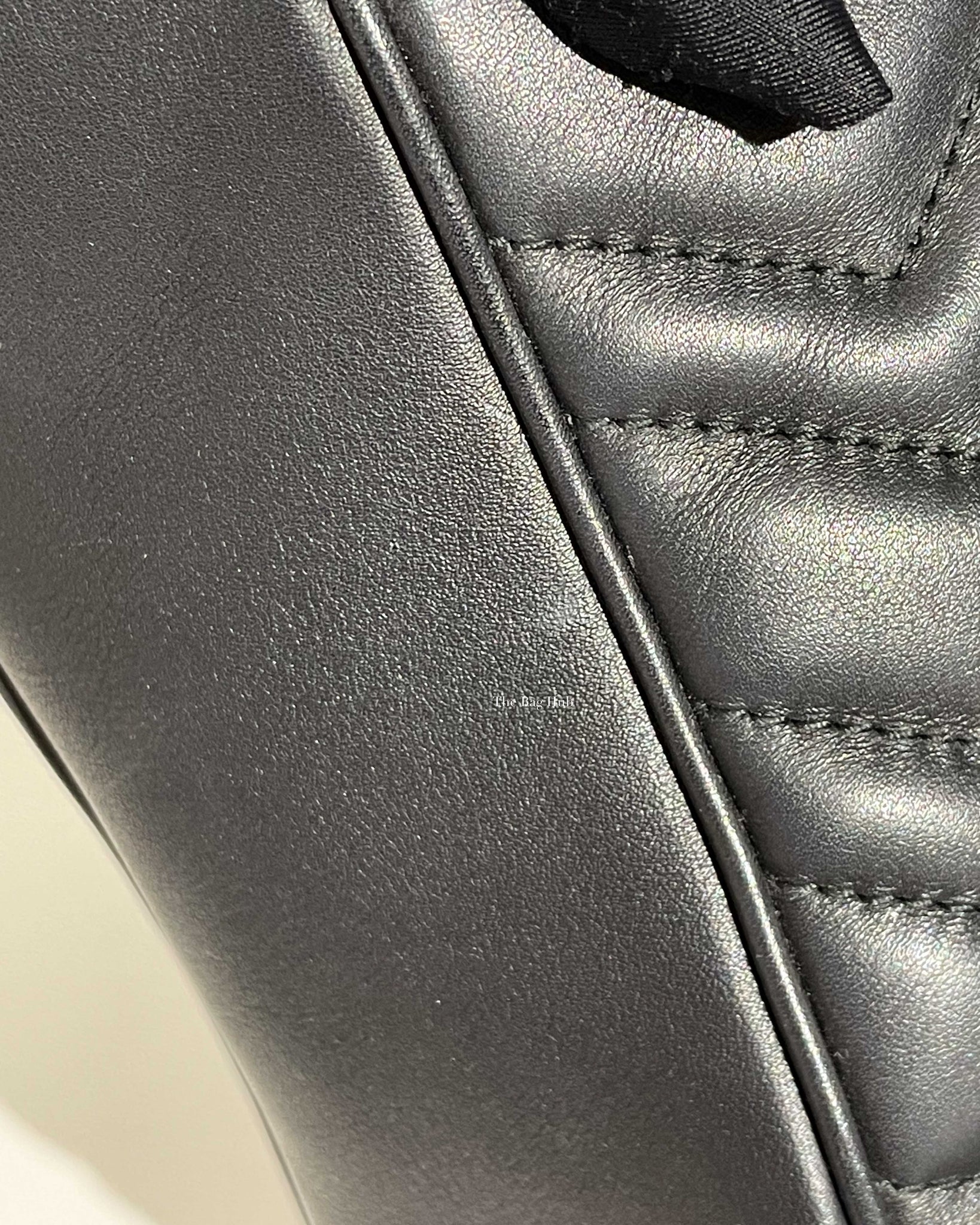 Gucci Black GG Marmont Medium Shoulder Bag-26