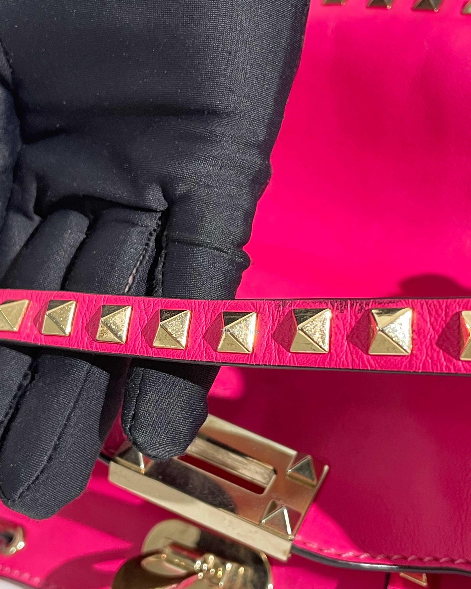 Valentino Hot Pink Leather Rockstud Small Trapeze Bag-27