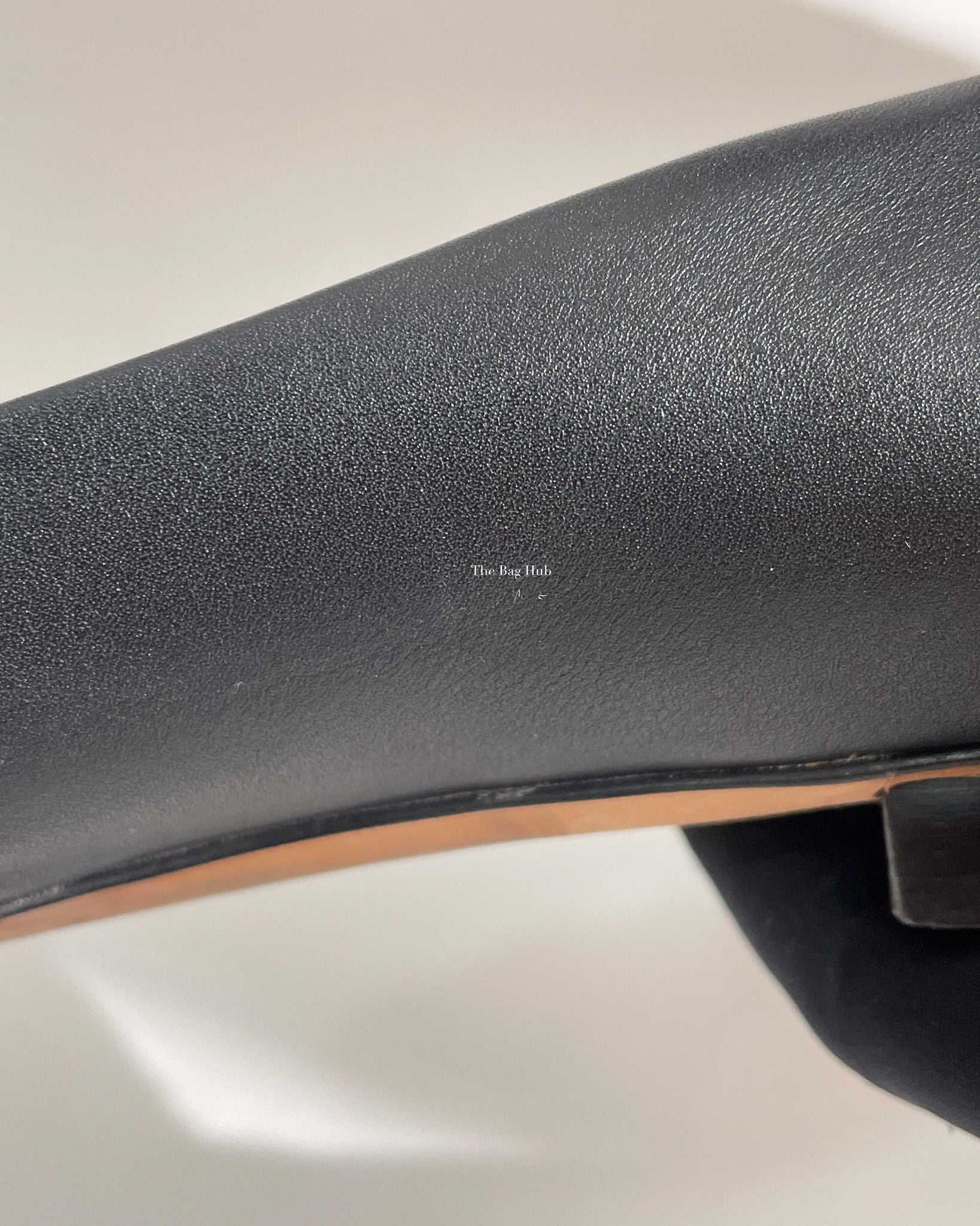 Gucci Black Calfskin Horsebit Ballet Flats Size 36.5