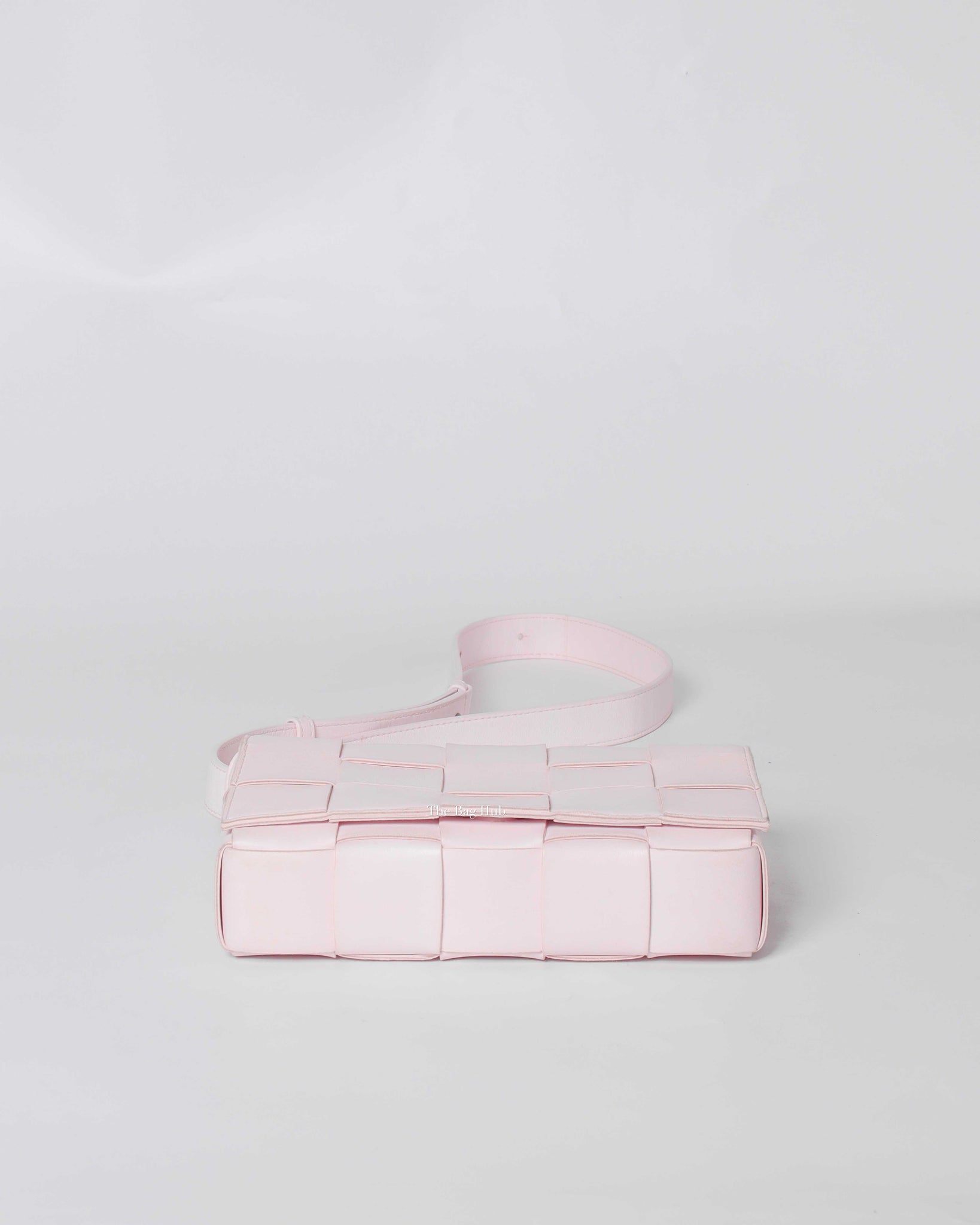 Bottega Veneta Light Pink Intrecciato Leather Medium Cassette Shoulder Bag