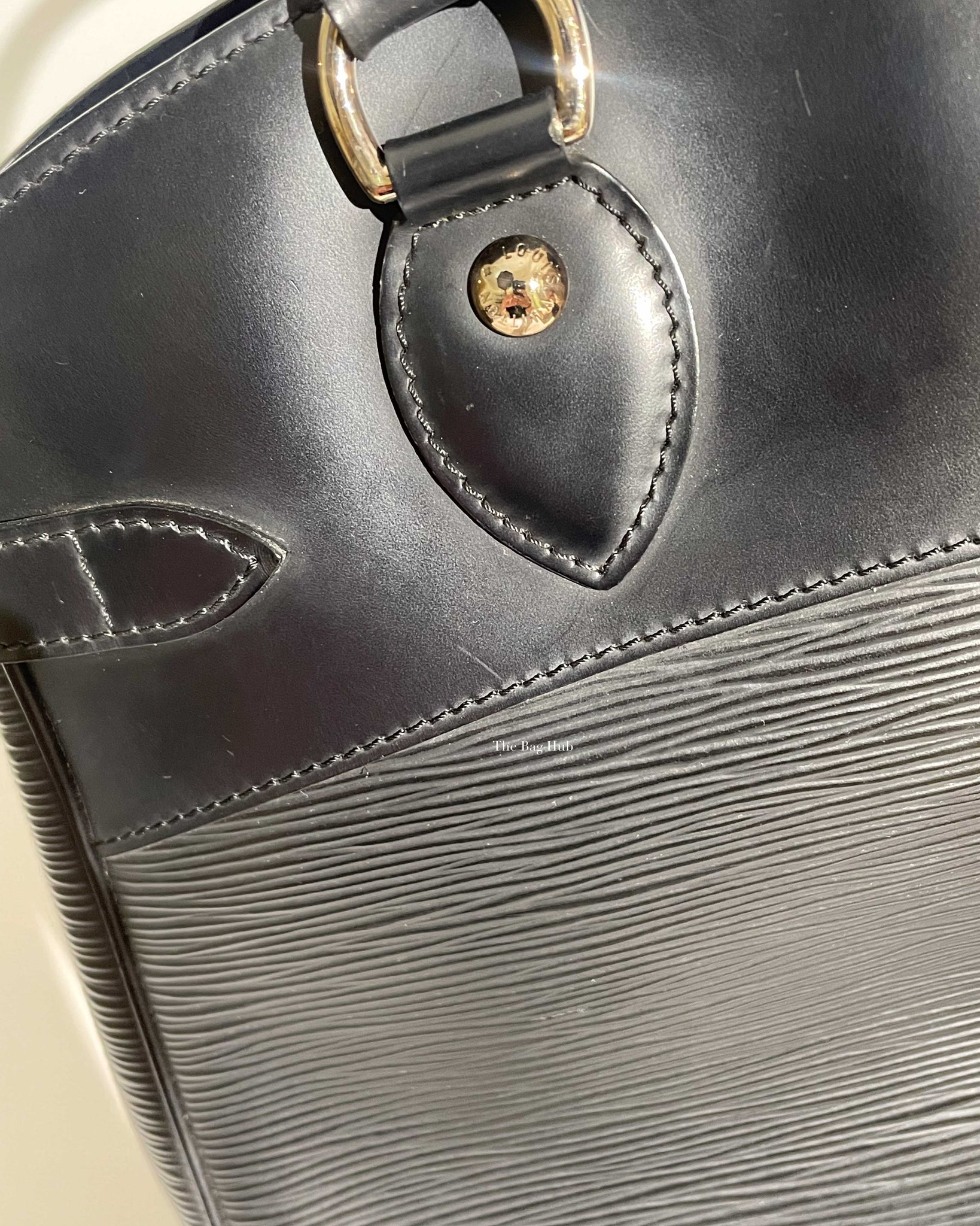 LOUIS VUITTON LV Logo Passy PM Hand Bag Epi Leather Ivoire M5926J