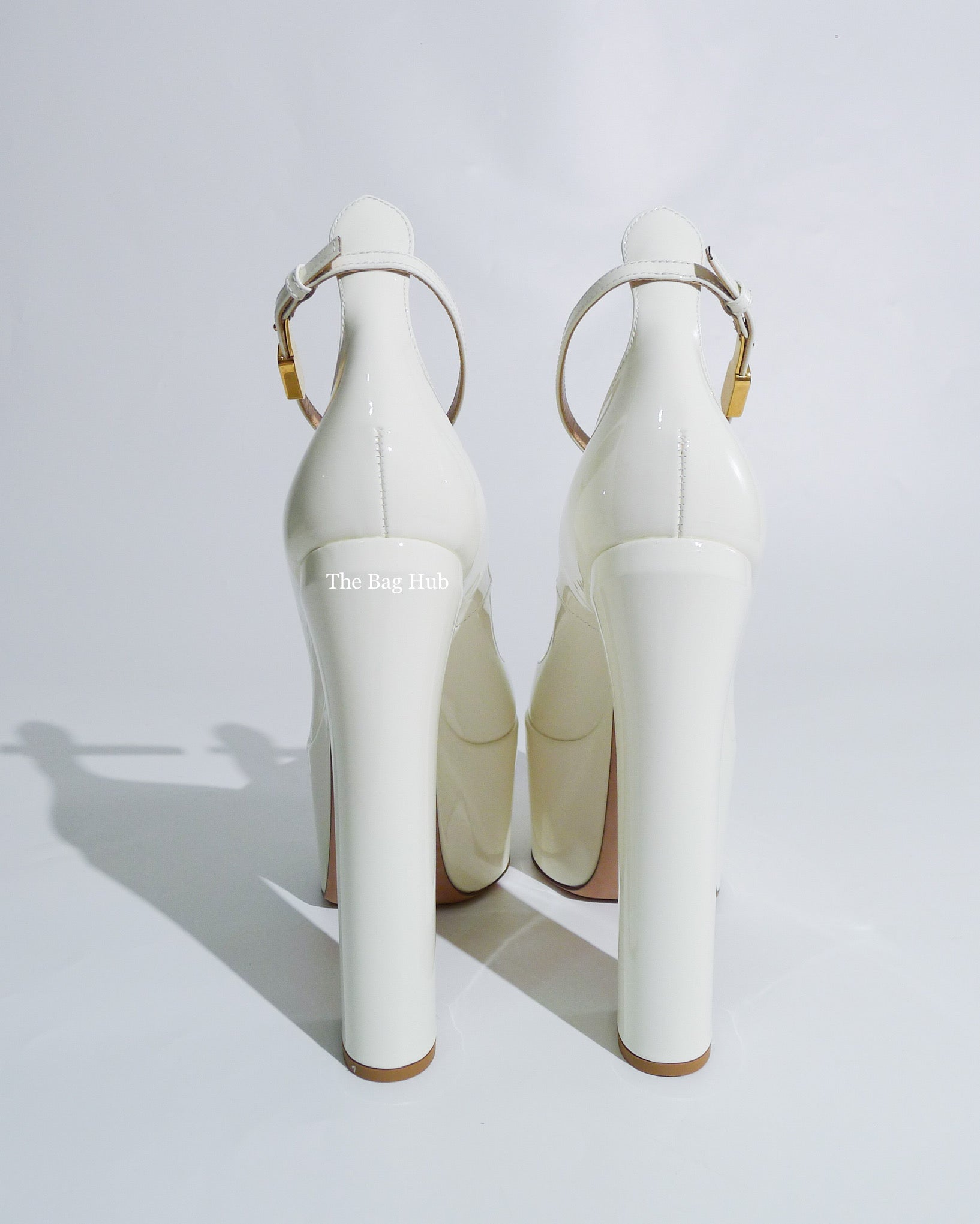 Valentino Garavani White Patent Tan-Go Platform Pump Size 39-5