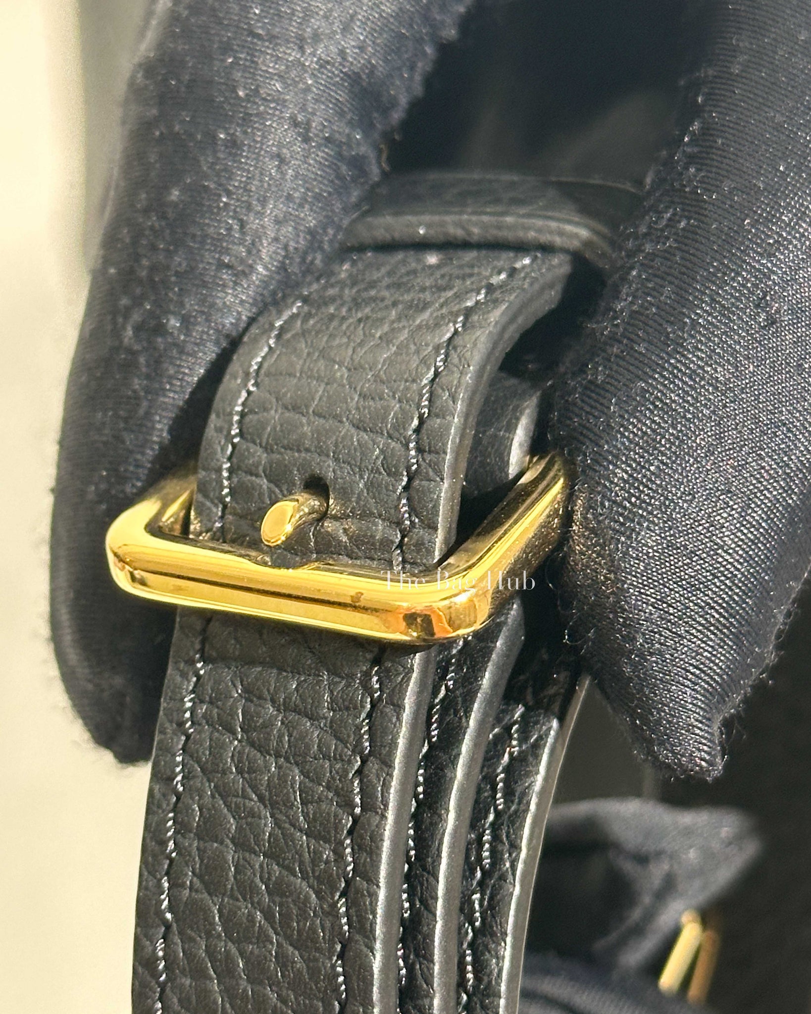 Louis Vuitton Black Flower Crown Capucines MM Shoulder Bag-18
