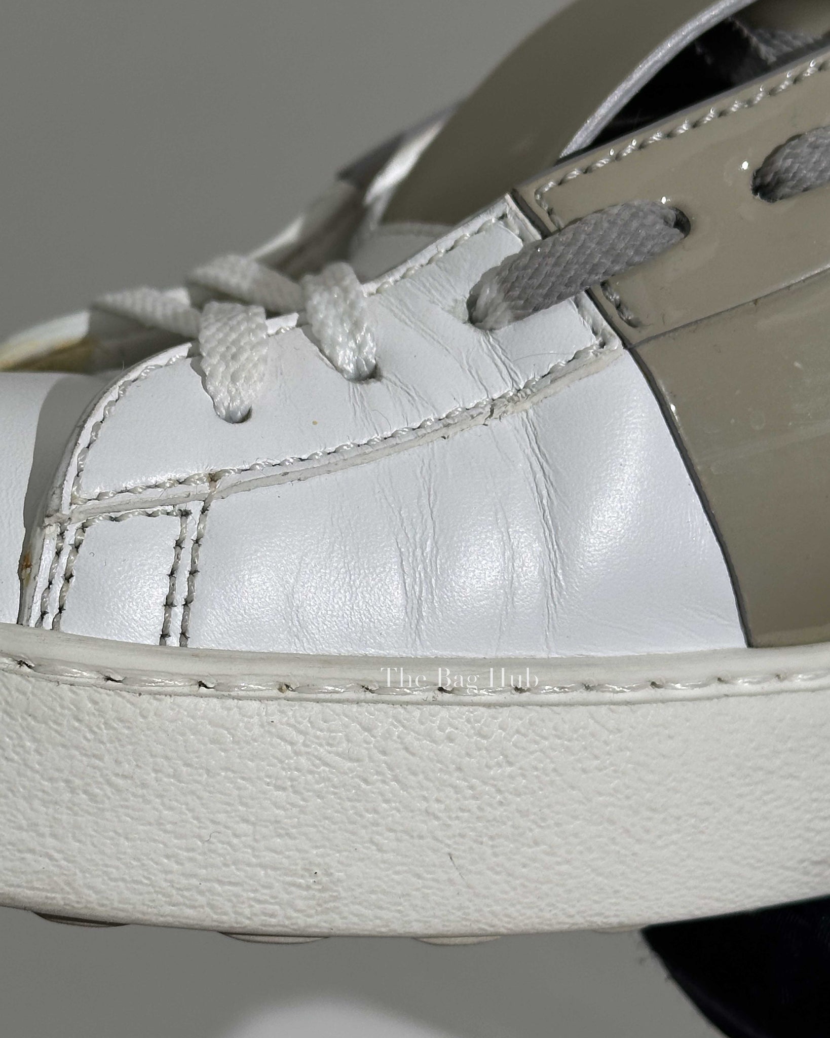 Valentino Garavani White/Light Green Patent Leather Band Open Low Top Sneakers Size 38-12