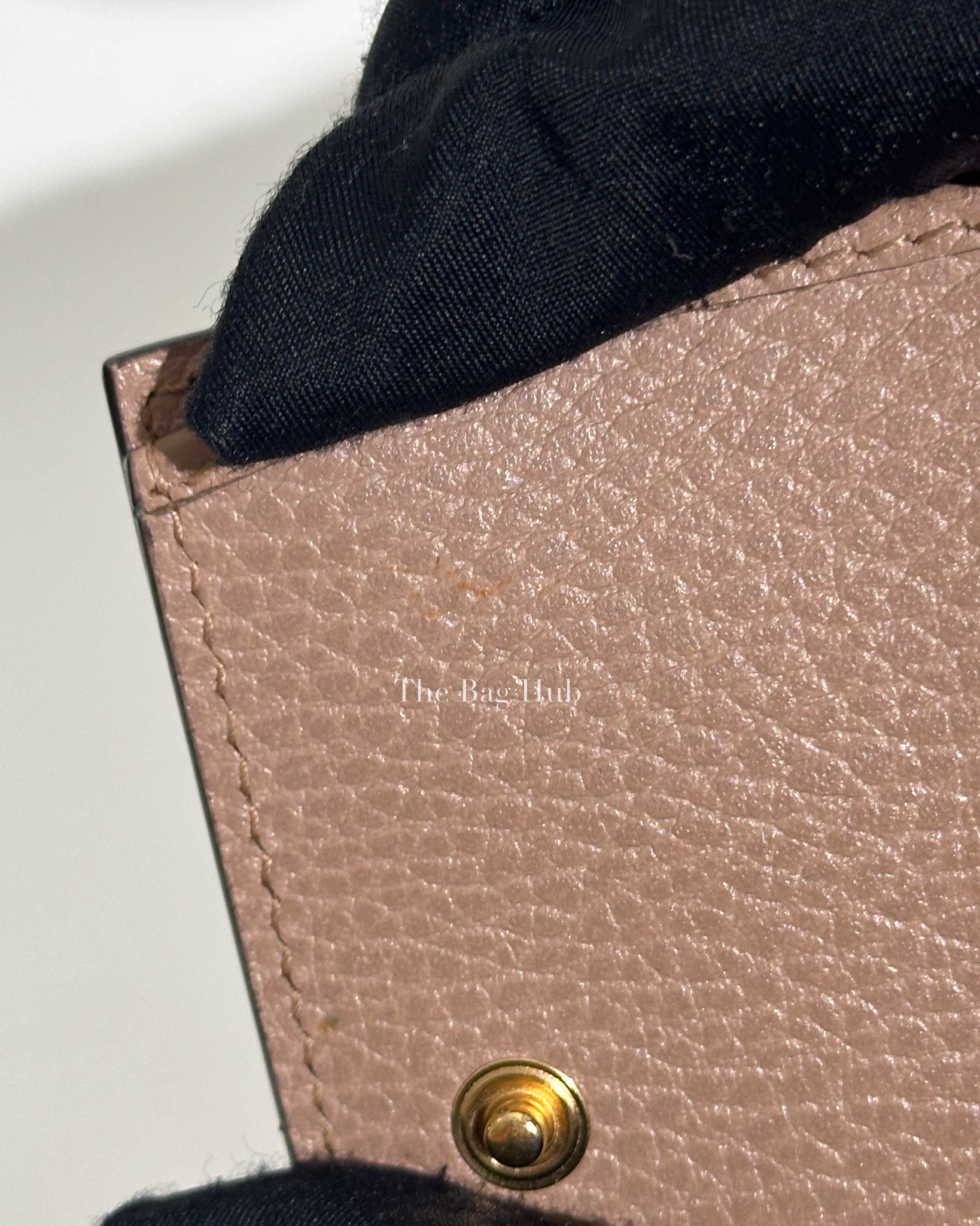 Gucci Rose/Beige Ebony GG Supreme Marmont Medium Wallet-14