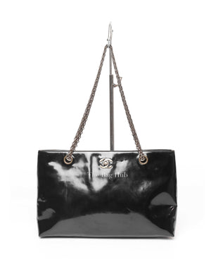 Chanel Black CC Chain Patent Leather Shoulder Bag-Image-2