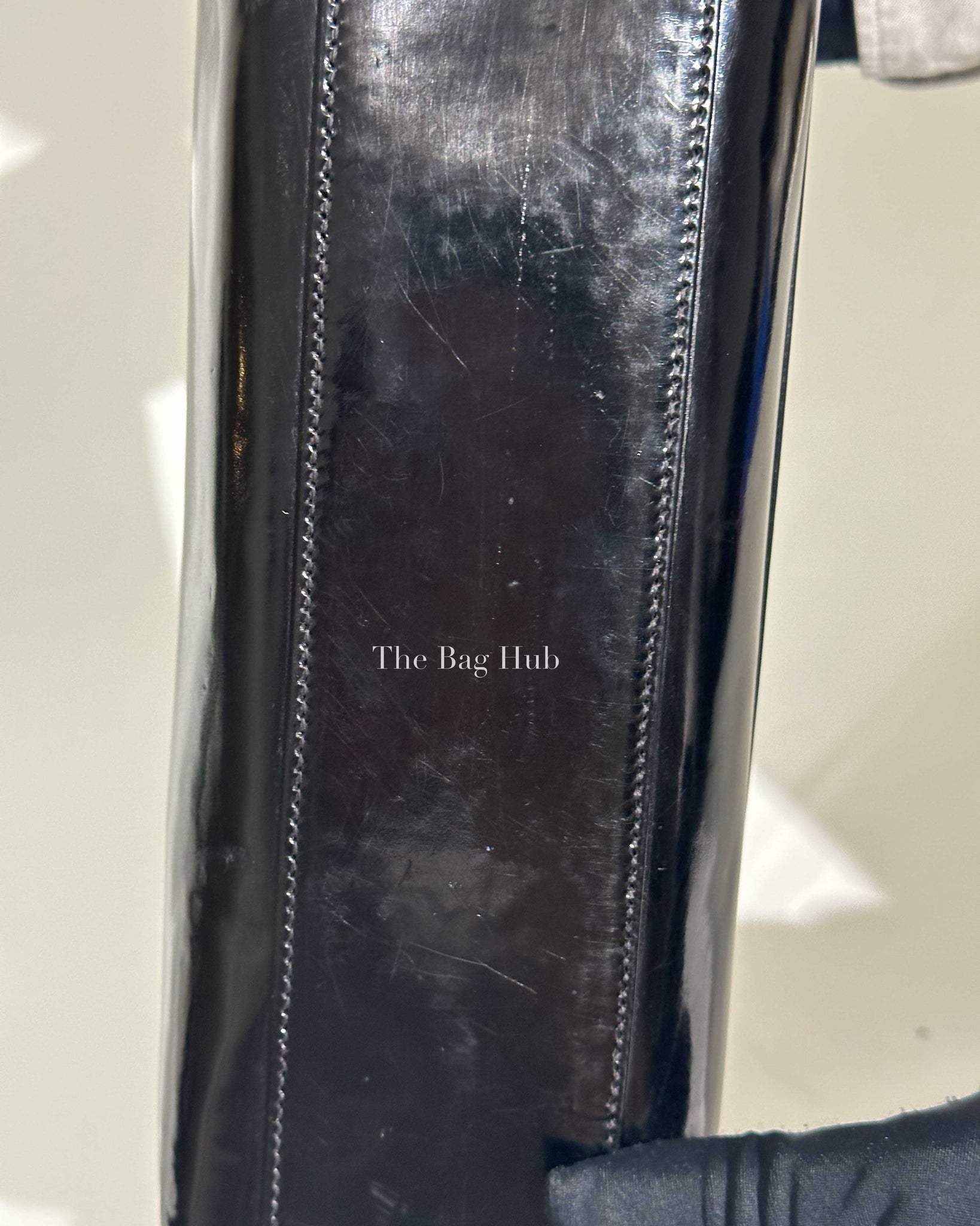 Chanel Black CC Chain Patent Leather Shoulder Bag-Image-23