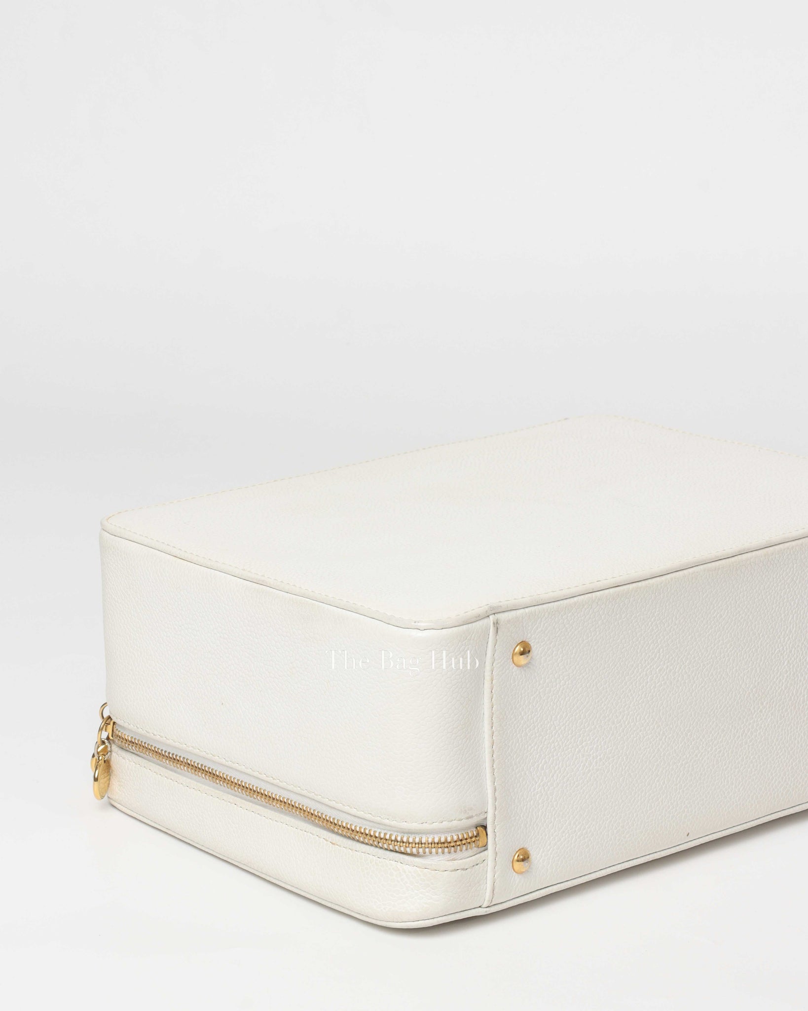 Chanel White Leather CC Filigree Vanity Bag