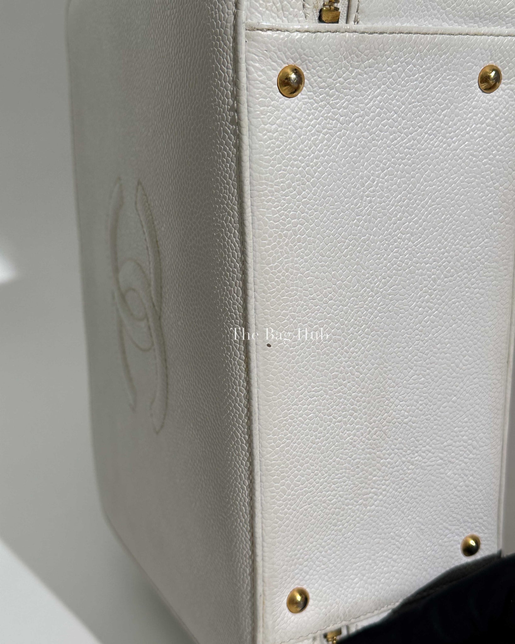 Chanel White Leather CC Filigree Vanity Bag