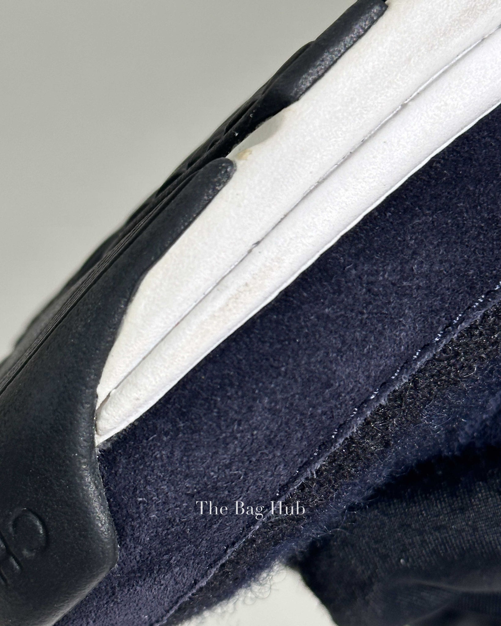 Chanel Navy Blue Knit &amp; Suede Calfskin CC Logo Women's Sneaker Size 37