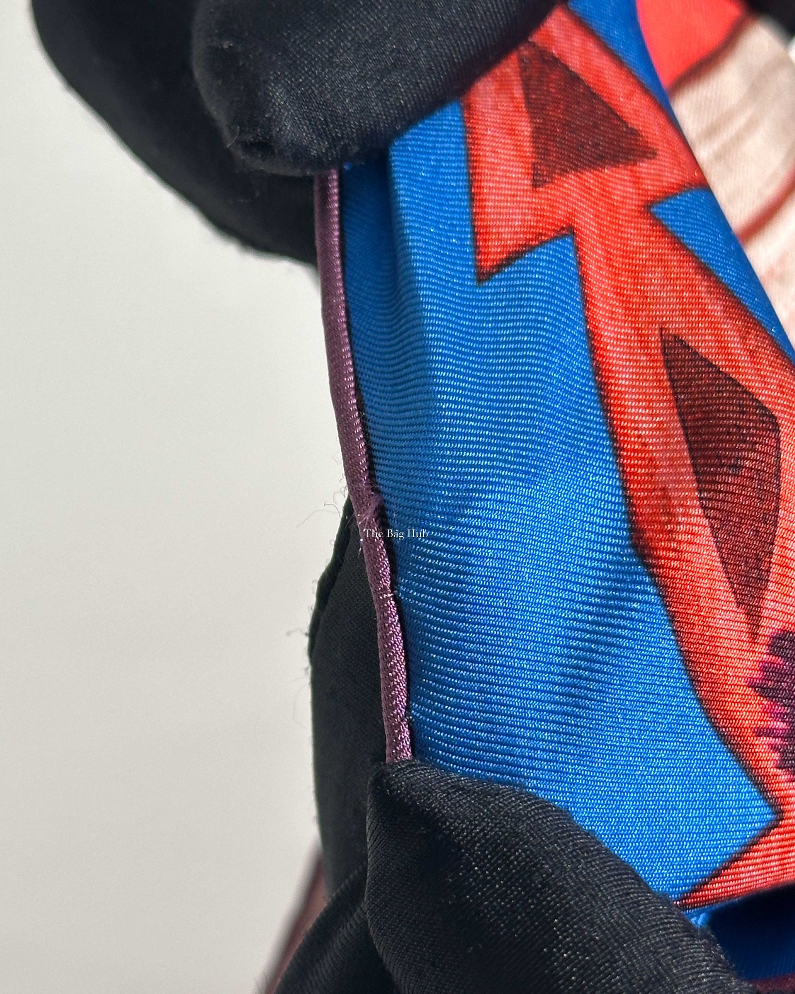 Hermes Bleu/Rouge/Prune Cosmogonie Apache Silk Scarf 90
