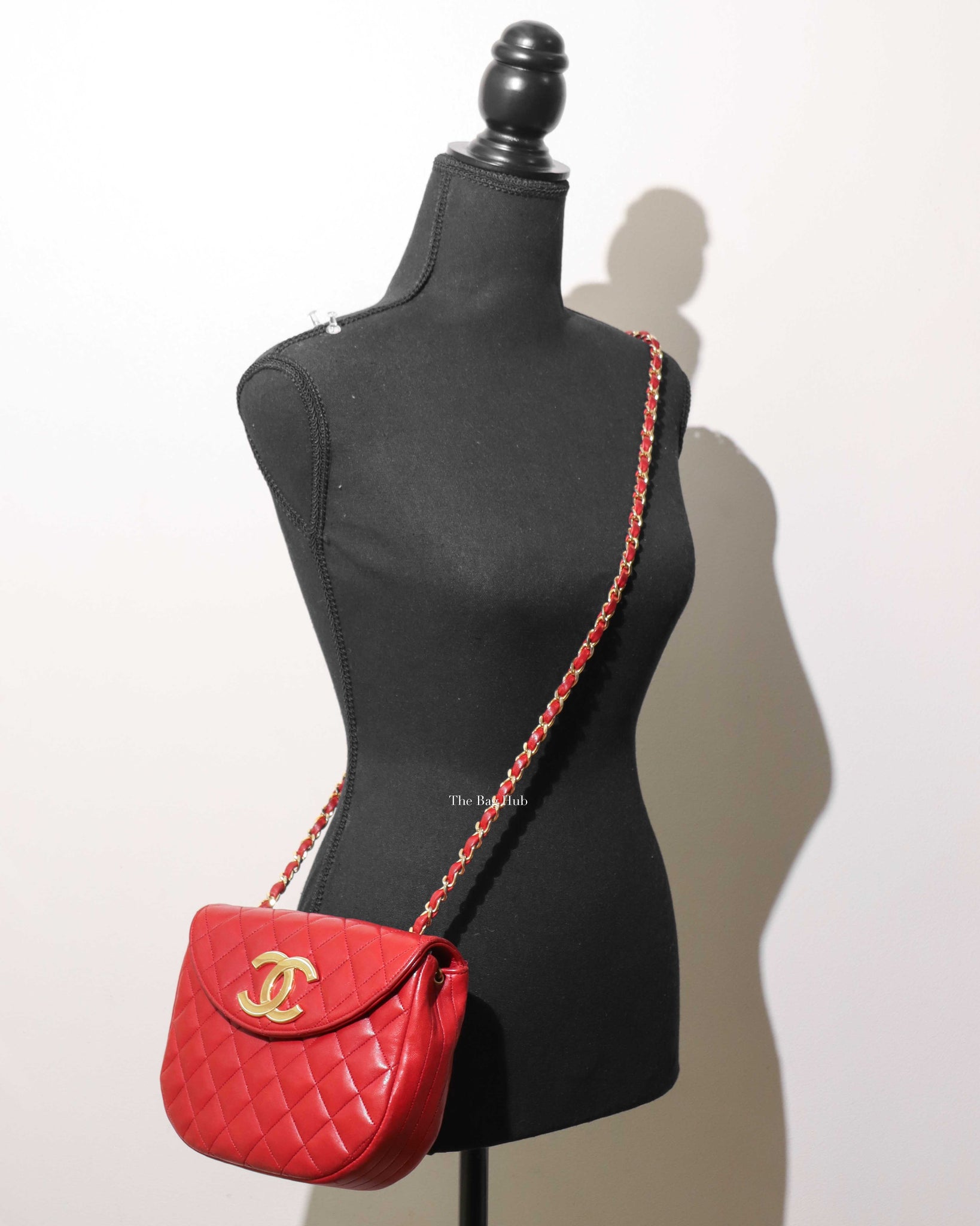 Chanel Red Lambskin Round Half Moon Vintage Sling Bag GHW